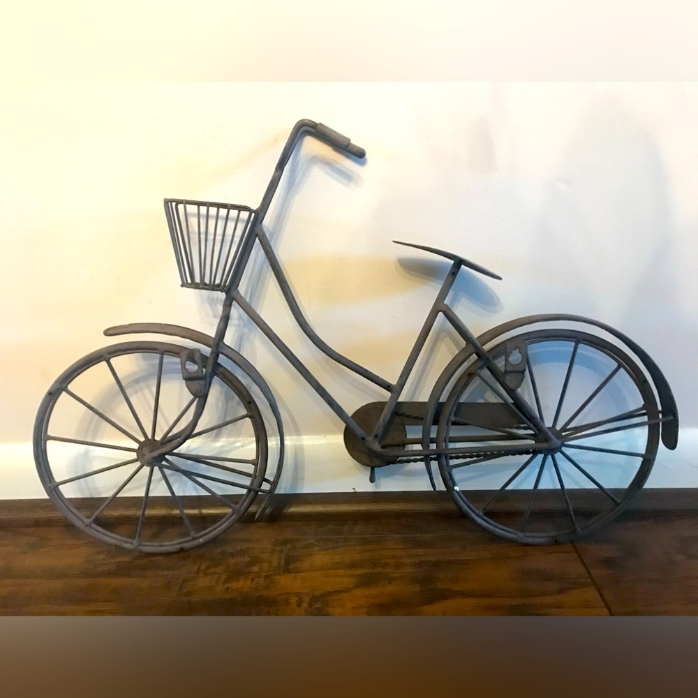 Vintage Bicycle Metal Wall Hanging Art Decor collectible